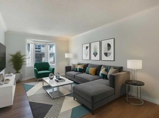 120 E Cedarwood Ln SW, Calgary, AB T2W6J3