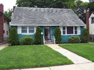 44 Cumberland Ave, Roosevelt, NY 11575