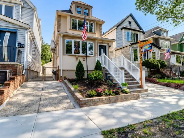 6472 80th Avenue, Glendale, NY 11385