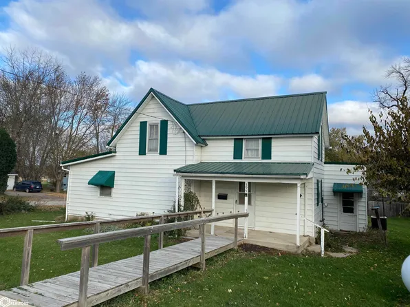 395 3rd St, Ferguson, IA 50078