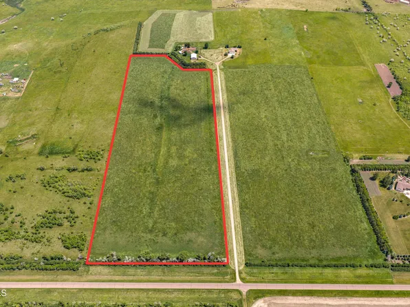 116 Th Ave NE, Bismarck, ND 58503