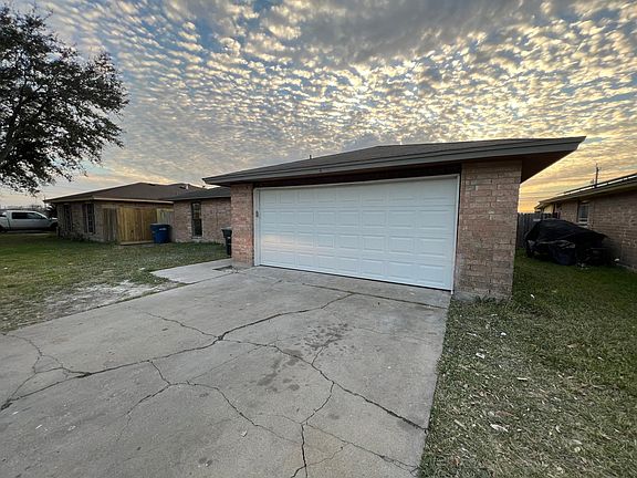 2nd image of 1905 Tawakoni St