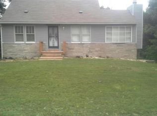 13006 Lakeridge Dr, Saint Louis, MO 63138