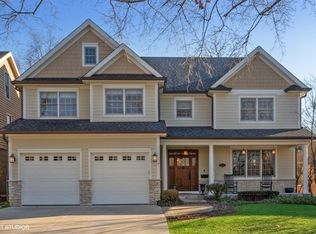 563 S Kenilworth Ave, Elmhurst, IL