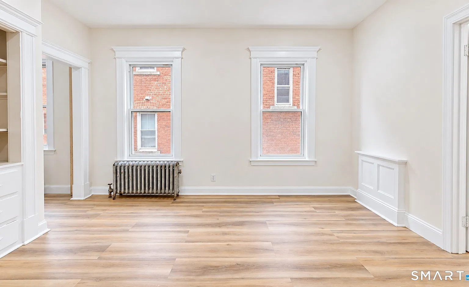 4 bed, 1.0 bath, 1300 sqft, $2,200 — Photo 3