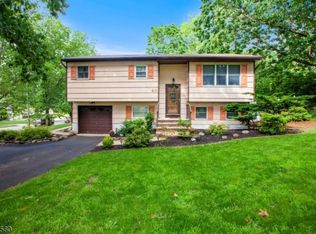 40 Bradford Rd, East Brunswick, NJ 08816