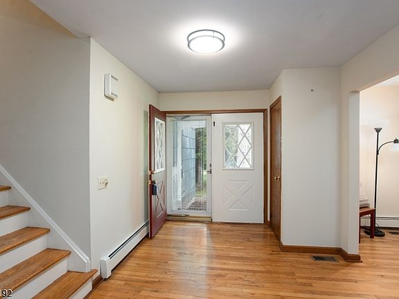 3rd image of 200 Hockenbury Rd