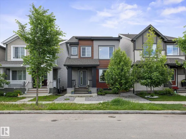 2533 Price Way SW, Edmonton, AB T6W 3V9