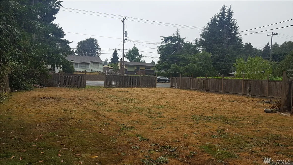 12820 8th Ave S photo 1