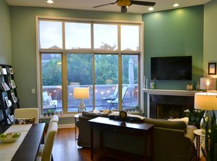 2851 N Damen Ave #3, Chicago, IL 60618