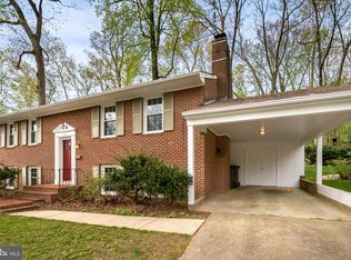 8901 Stark Rd, Annandale, VA 22003