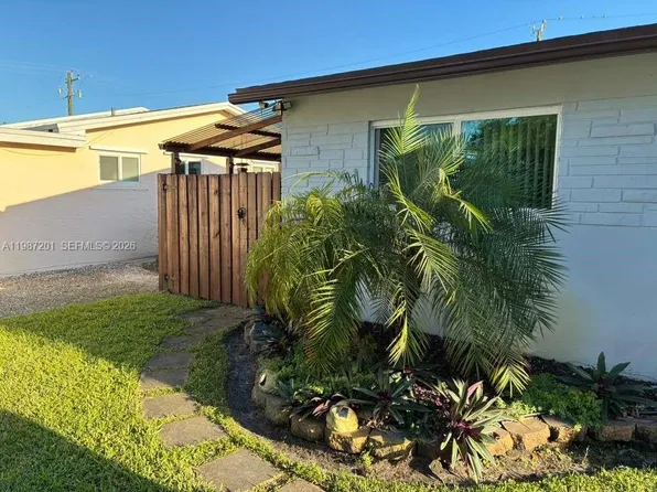 6720 Charleston St #A, Hollywood, FL 33024