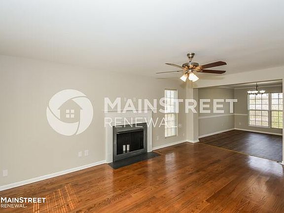 4th image of 4005 New London Ct