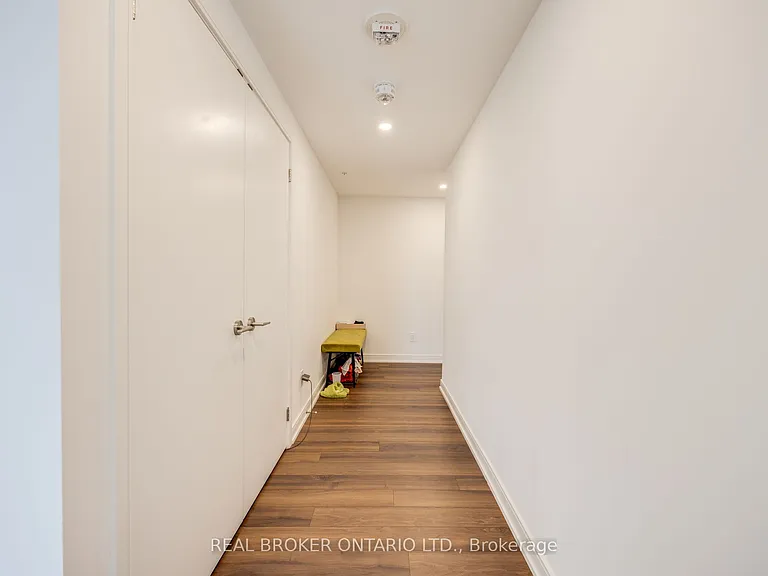 30 Samuel Wood Way #2010 — Photo 12
