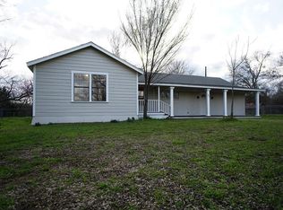 709 S Kerr St, Blooming Grove, TX 76626