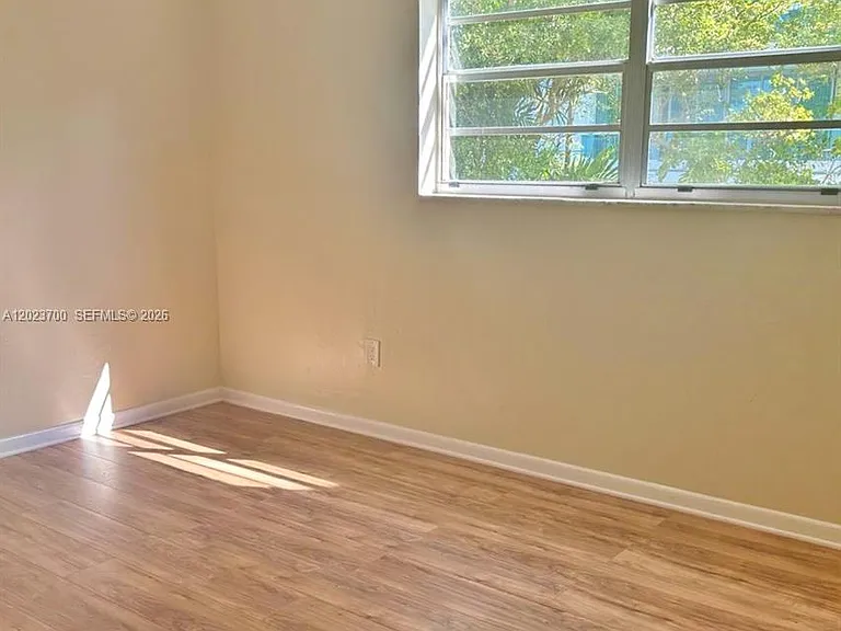 2201 Brickell Ave #61 — Photo 6