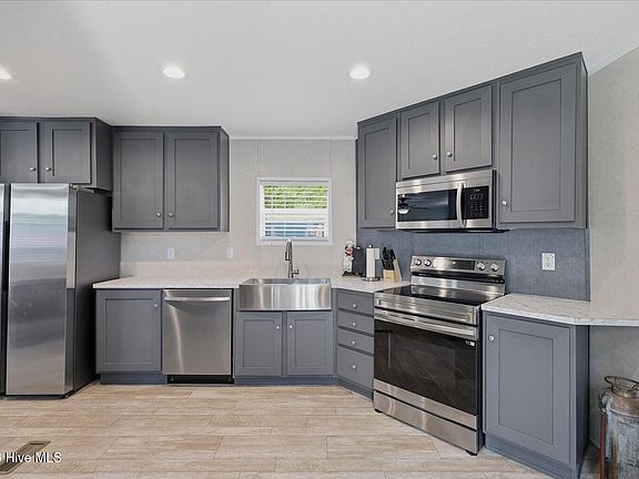 4th image of 9366 Central Boulevard SE