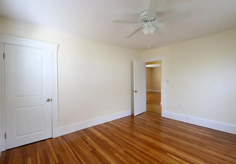38 Medford St — Photo 9