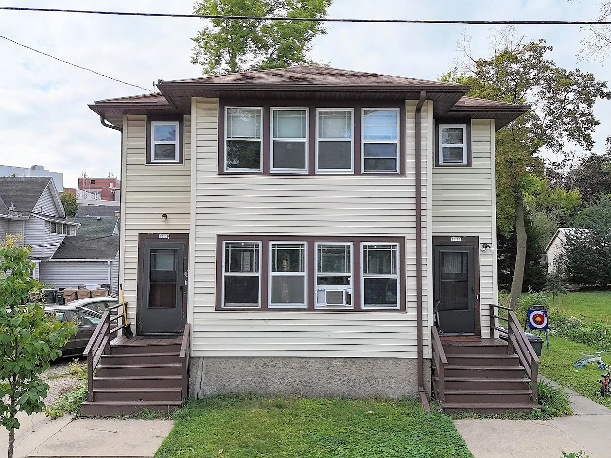 2 bed, 1.0 bath, 1368 sqft, $2,295 — Photo 3