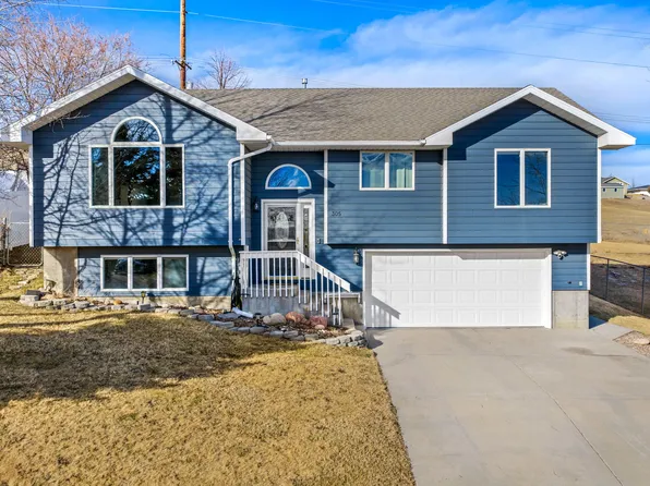 305 28th Ave NW, Great Falls, MT 59404