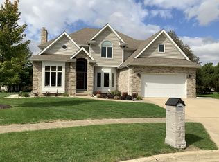 5 Hill Ct, Dekalb, IL 60115