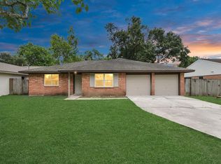 9615 Meadowvale Dr, Houston, TX 77063
