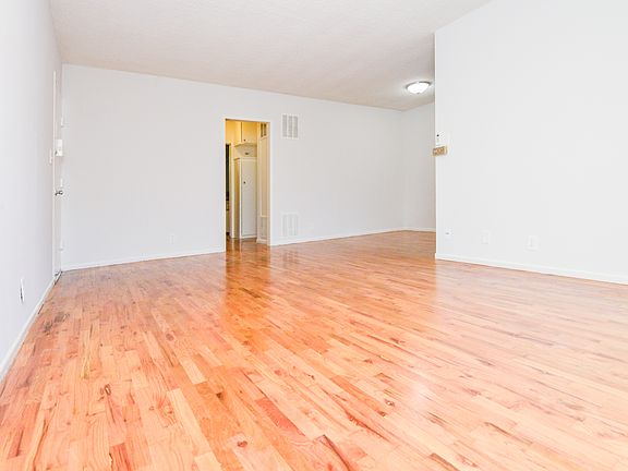 4th image of 1027 N Sierra Bonita Ave #1027