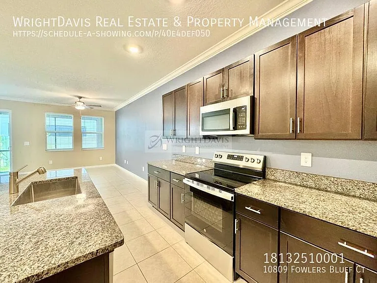 10809 Fowlers Bluff Ct — Photo 10