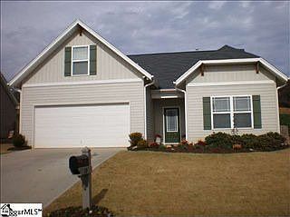 1st image of 19 Hollander Dr