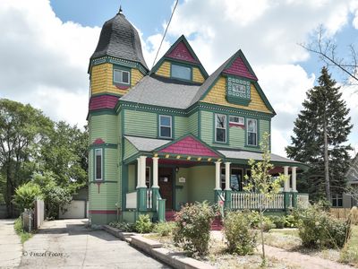 331 Griswold St, Elgin, IL, 60123