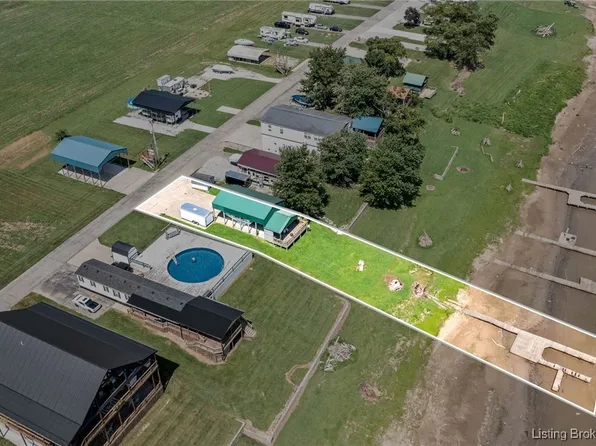 4702 Rivers Edge Drive, Charlestown, IN 47111