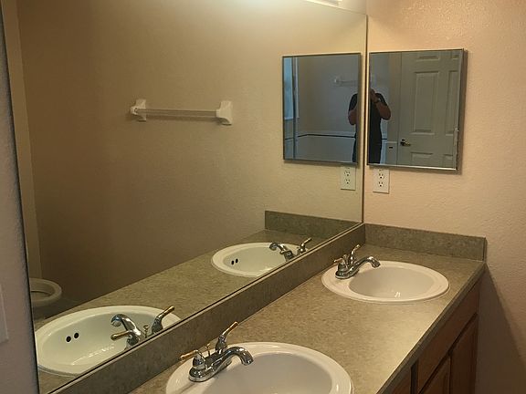 5th image of 2641 Inagua Ave Unit 104
