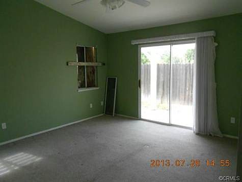3rd image of 33165 Zellar St