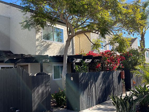 2nd image of 4465 Vision Dr APT 1