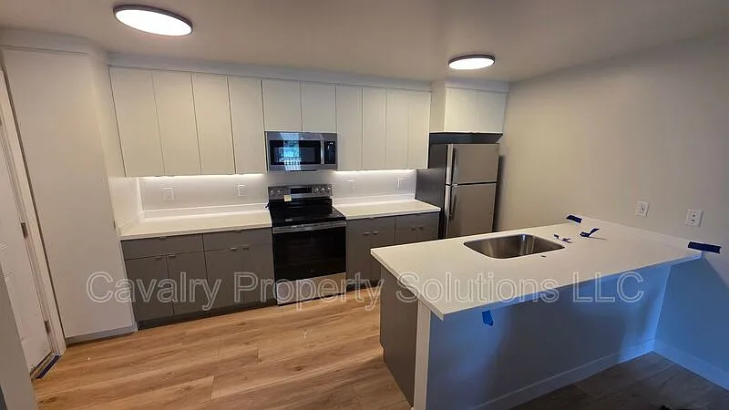 1209 Commonwealth Ave #202