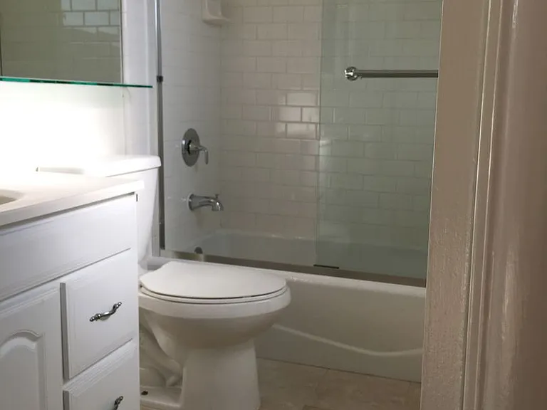 3811 Bluff — Photo 12