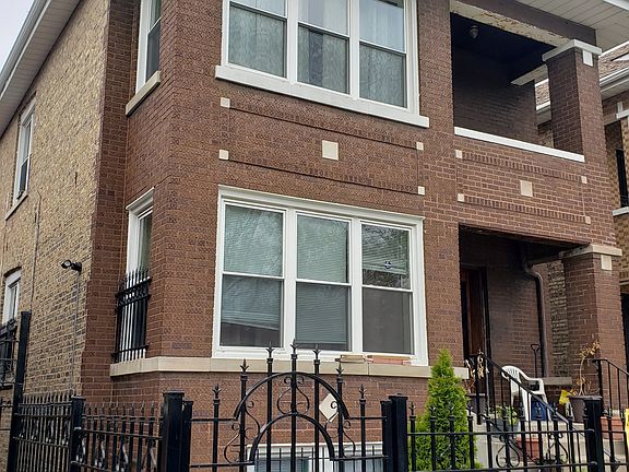 2nd image of 6948 S Maplewood Ave