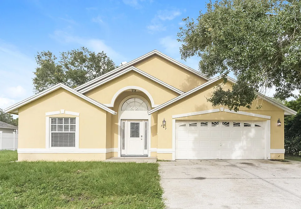 747 Citrus Cove Dr