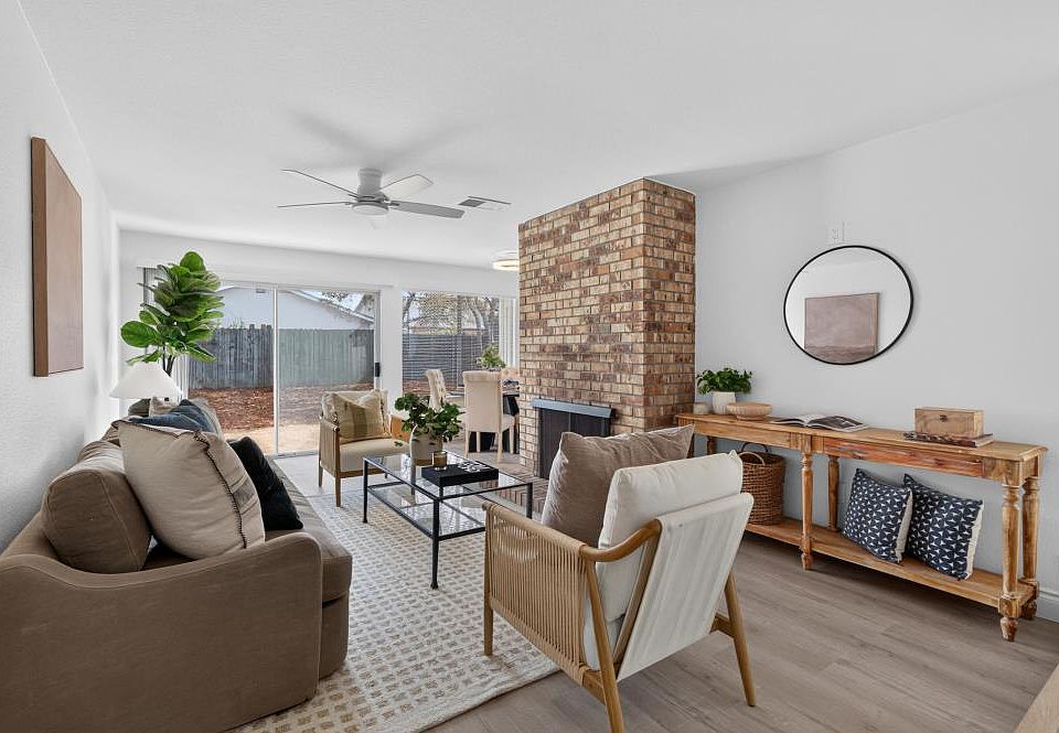 1st image of 7828 Rockhurst Way