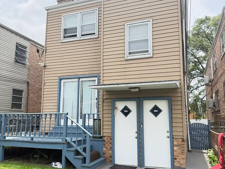 7732 W Addison St #G — Photo 2