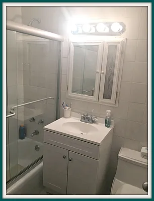 Sold by Naomi Klein, LREB | media 6