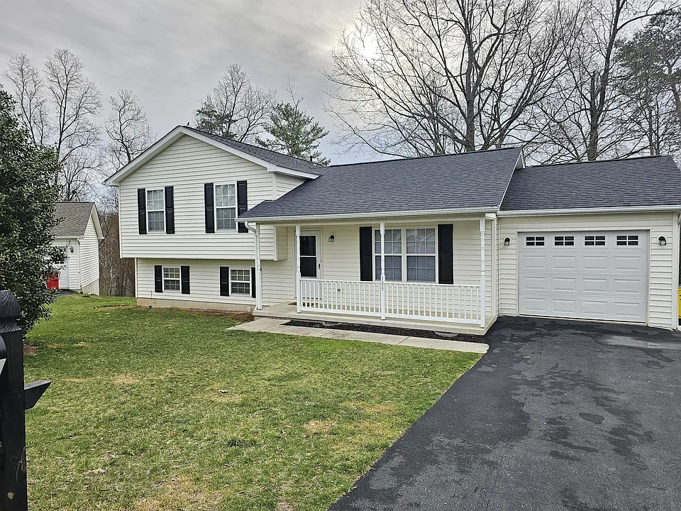 189 Scarlet Oak Dr