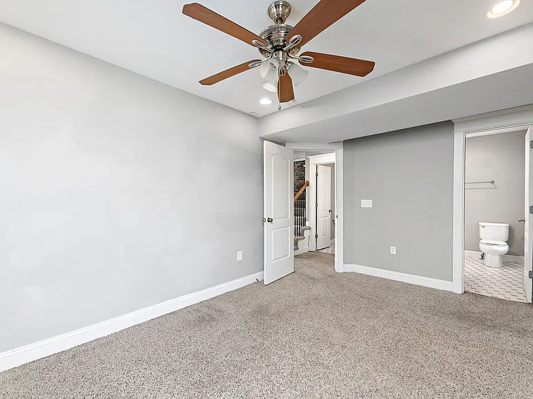 34th Street Duplex — Photo 22