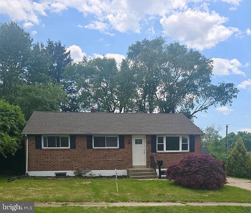 1st image of 14 Cherry Rd