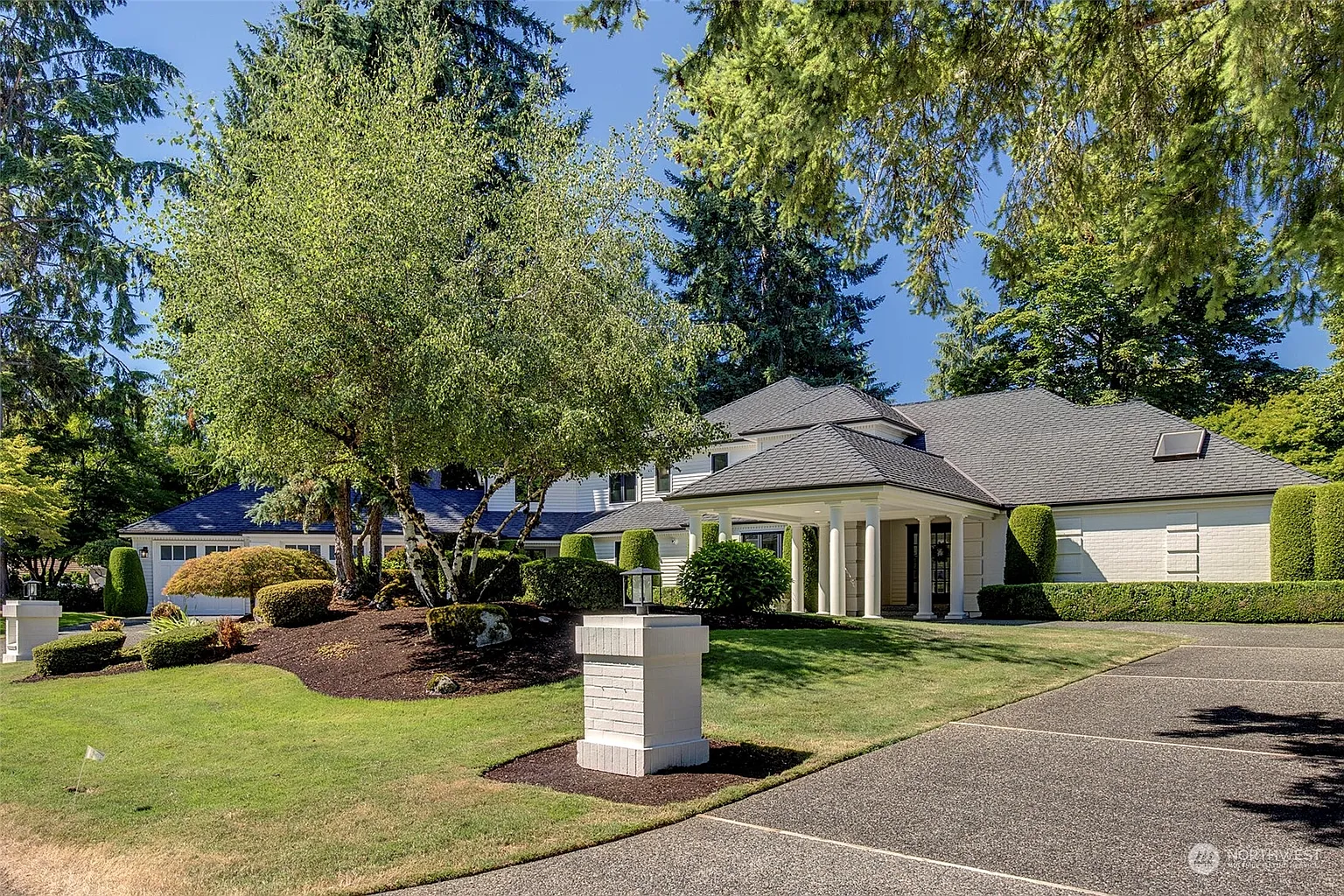 13919 212th Drive NE photo 1