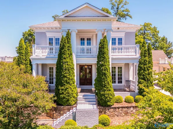 71 Ledge View Dr SE, Huntsville, AL 35802