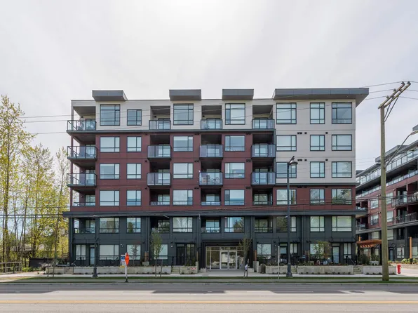 13858 108th Ave #E216, Surrey, BC V3T 2M4