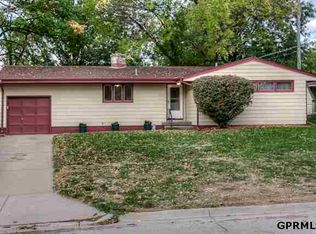 9928 Florence Heights Blvd, Omaha, NE 68112