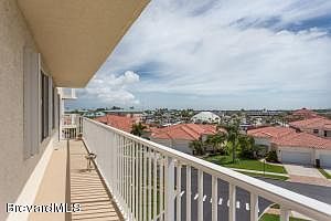 3rd image of 551 Casa Bella Dr Unit 401