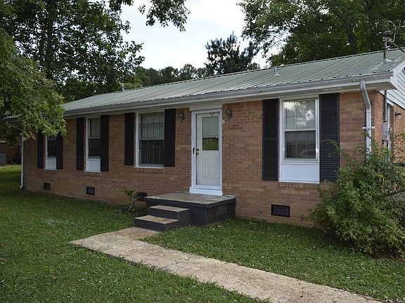 2nd image of 609 Hill View Dr